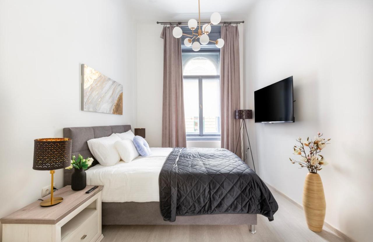 Lh Gallery Apartments Budapest Esterno foto