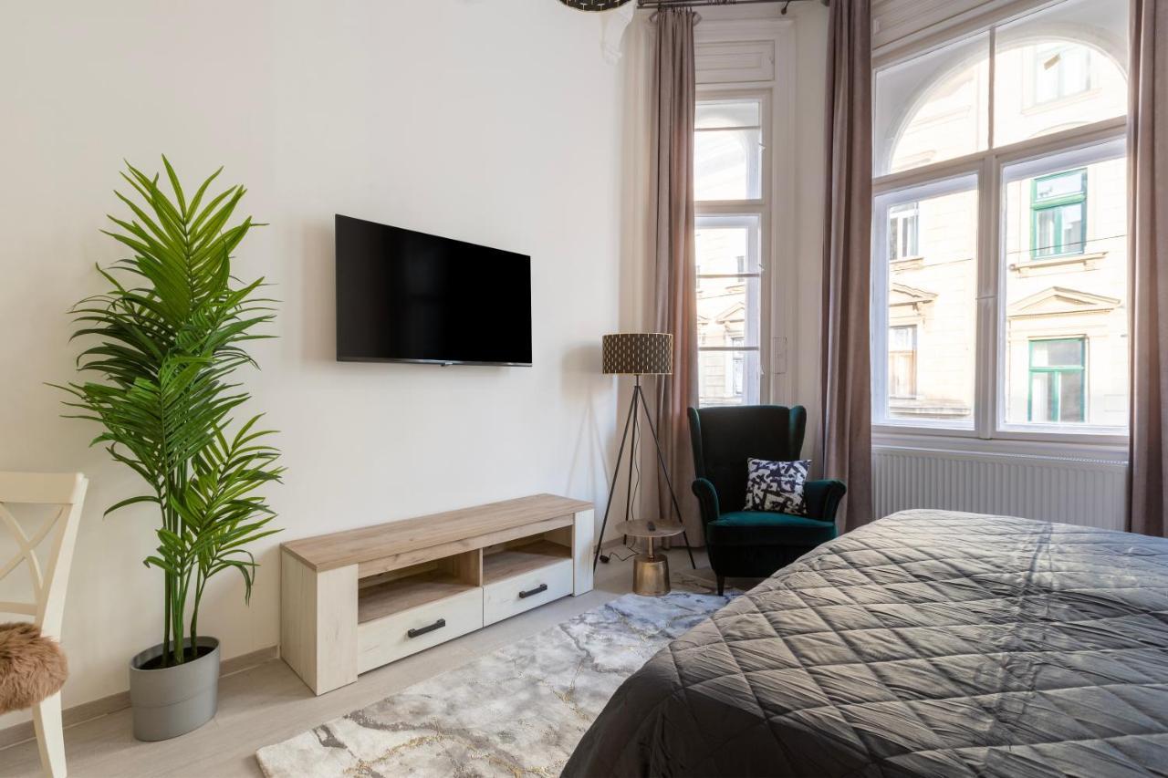 Lh Gallery Apartments Budapest Esterno foto