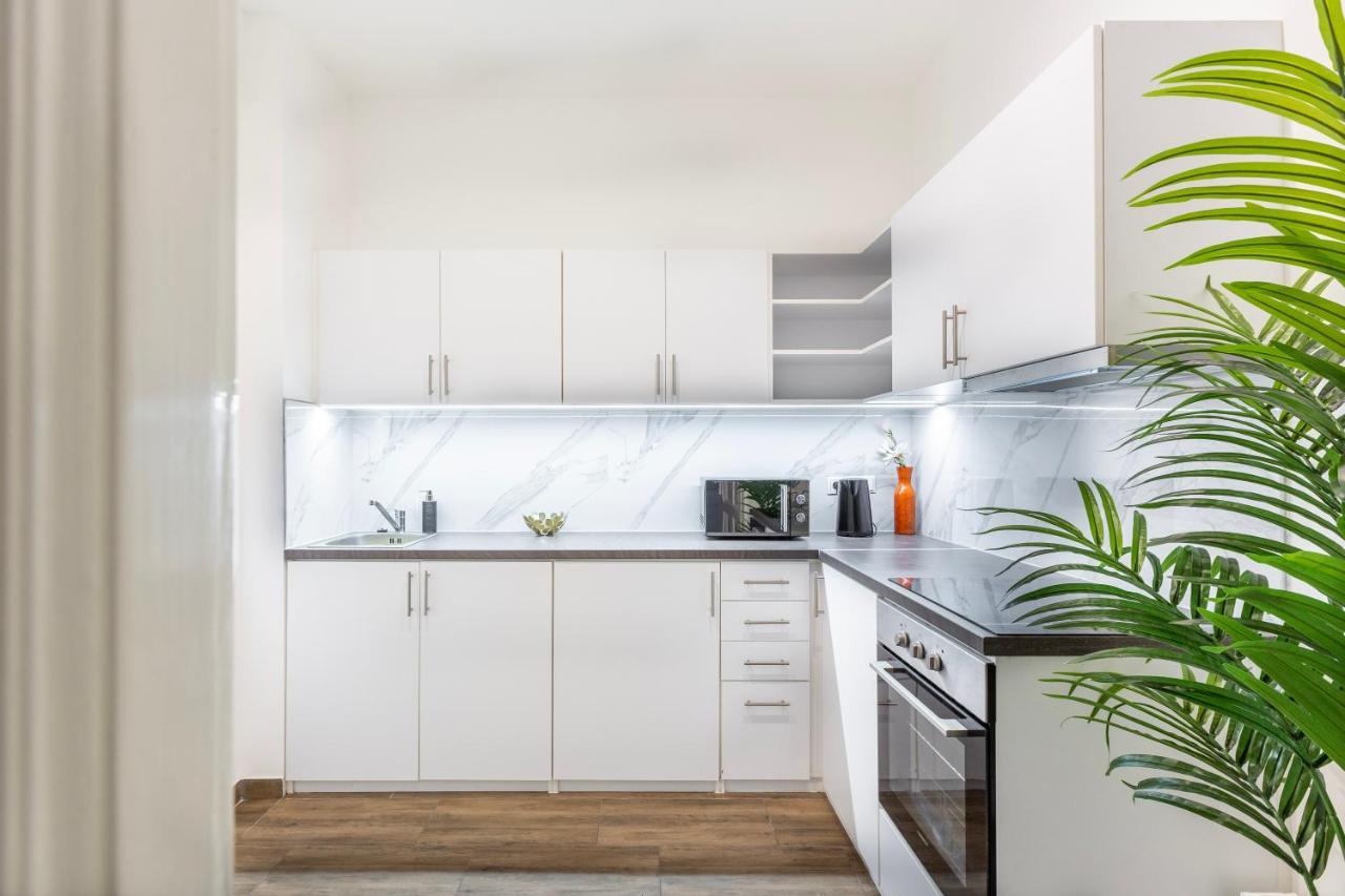 Lh Gallery Apartments Budapest Esterno foto