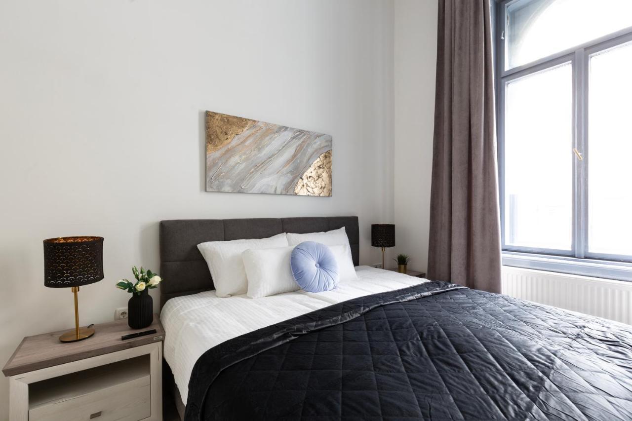 Lh Gallery Apartments Budapest Esterno foto