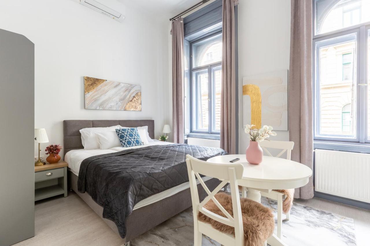 Lh Gallery Apartments Budapest Esterno foto