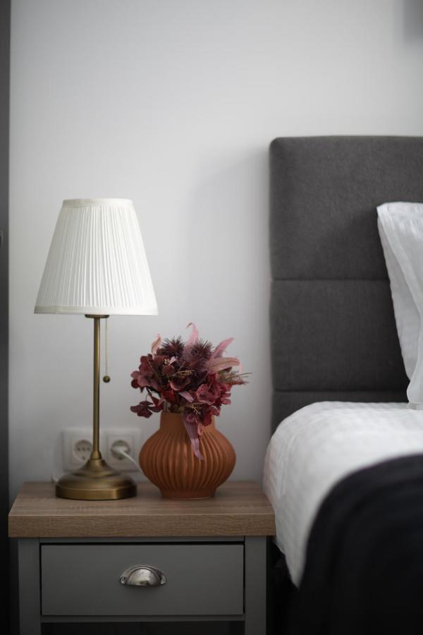Lh Gallery Apartments Budapest Esterno foto